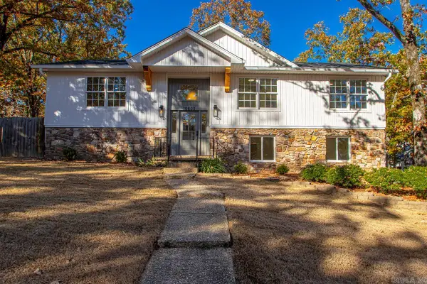 10600 Crestdale Lane, Little Rock, AR 72212