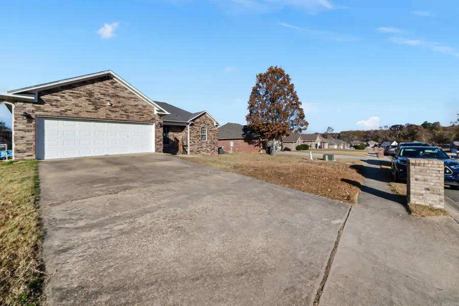 5609 Aviator Dr, Jacksonville, AR 72076 - Image #3
