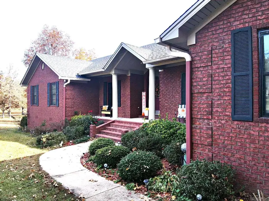 111 Country Oaks Drive, Malvern, AR 72104 - Image #2