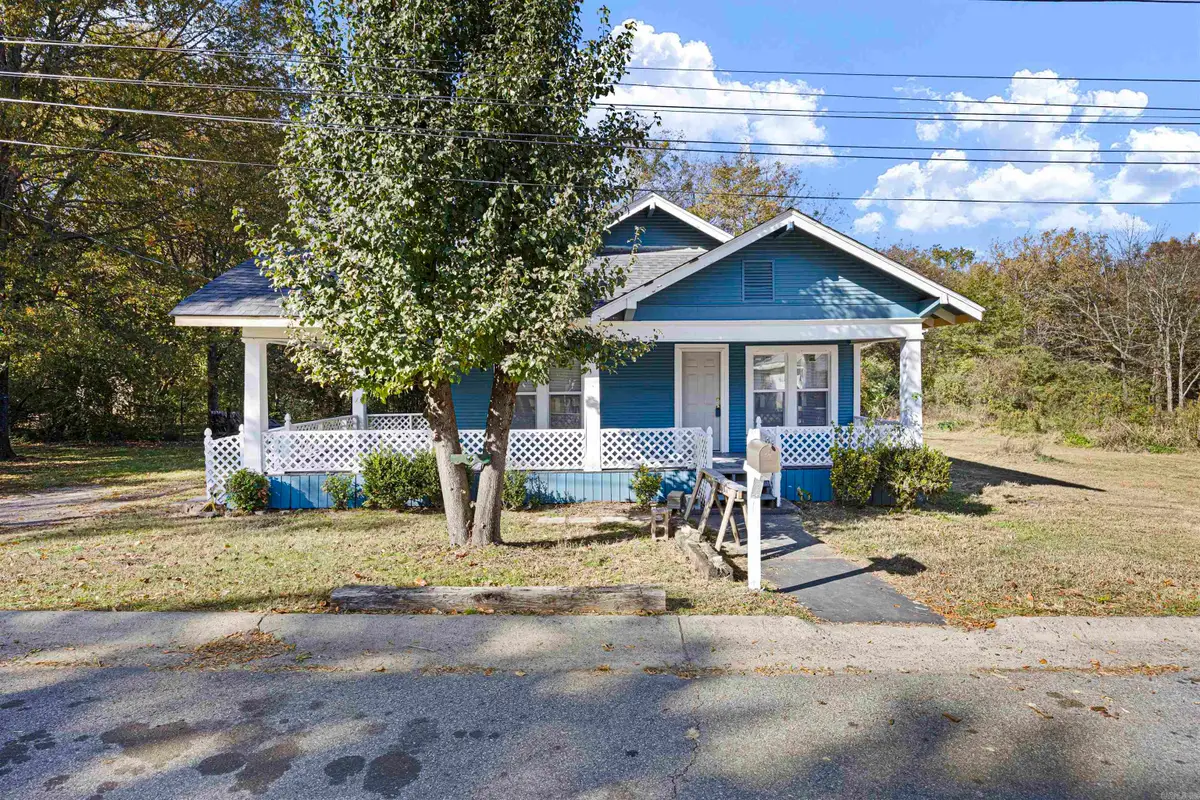 709 N Griffin Street, Morrilton, AR 72110 - Image #1