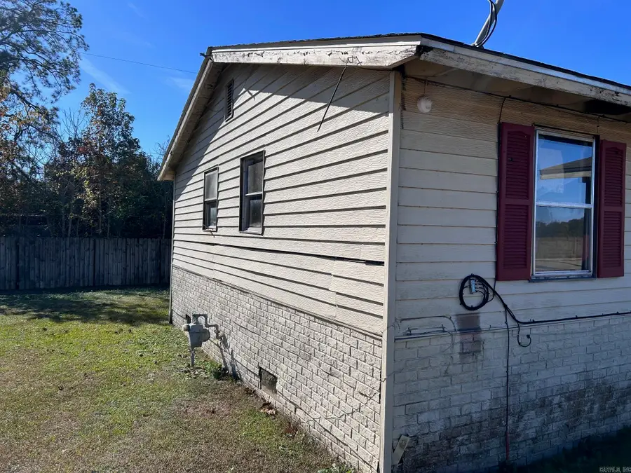 117 N Loop, Mineral Springs, AR 71851 - Image #3