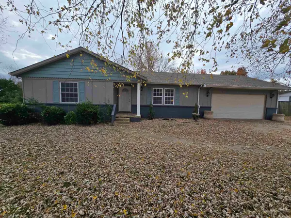 409 Bomber Blvd, Mountain Home, AR 72653