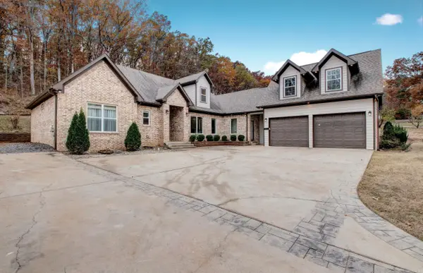 15505 Dogwood Ranchette Street, Alexander, AR 72002