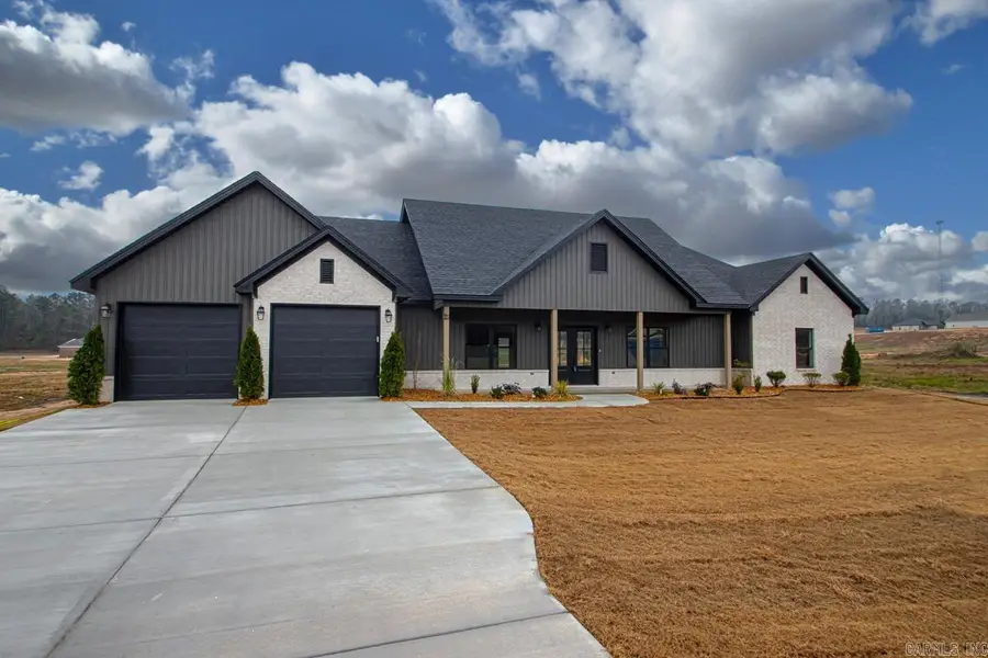 1033 Duke Drive, Bauxite, AR 72011 - Image #2