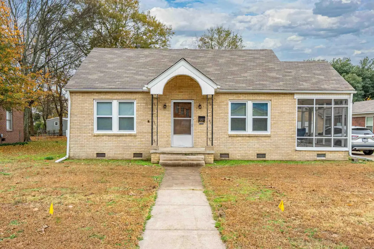 511 E Sullenberger Avenue, Malvern, AR 72104 - #1