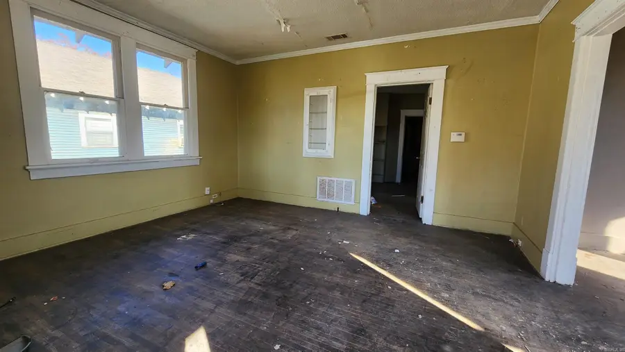 2323 S Valmar, Little Rock, AR 72204 - Image #3