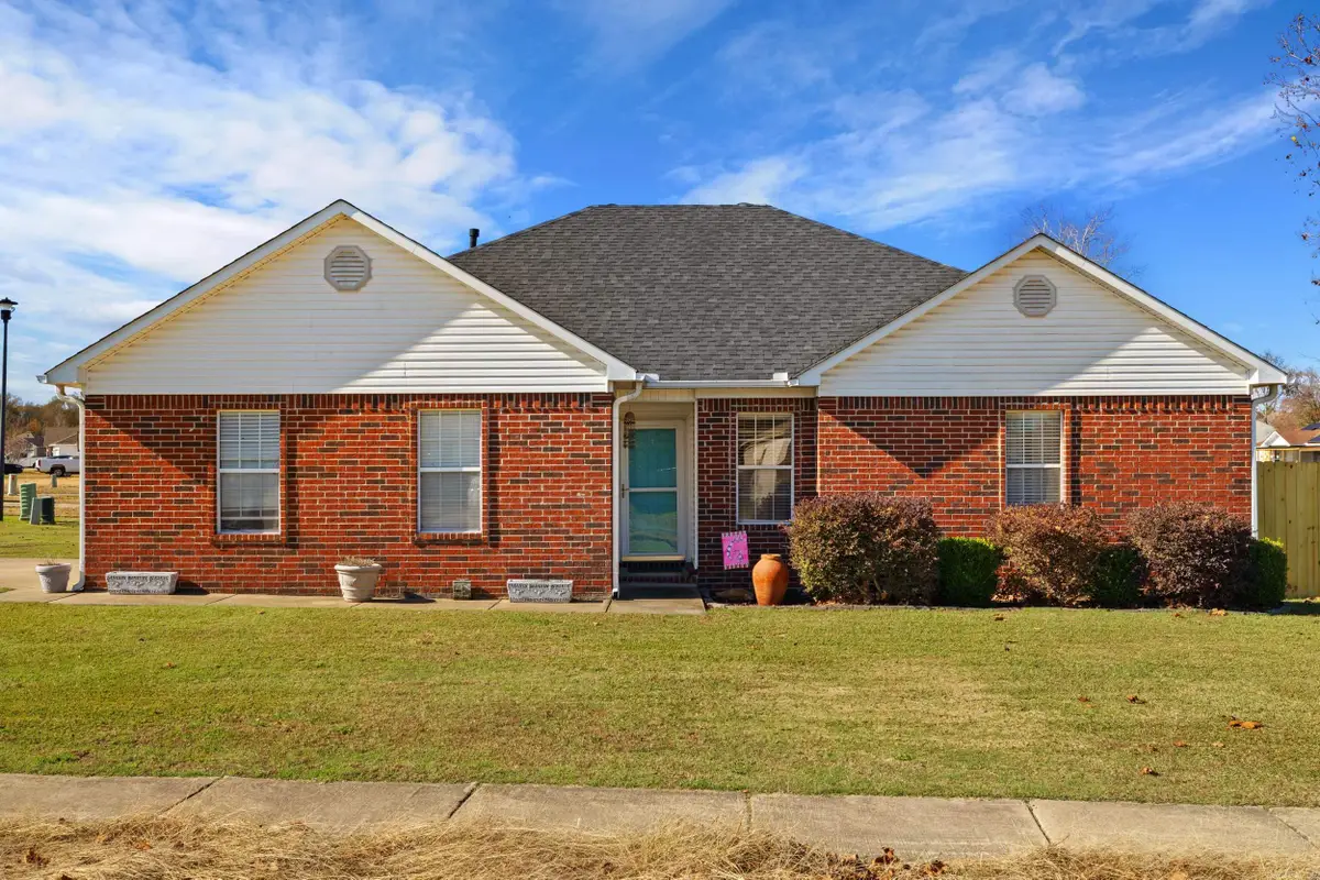 1 Moon Ridge Drive, Ward, AR 72176 - Image #1