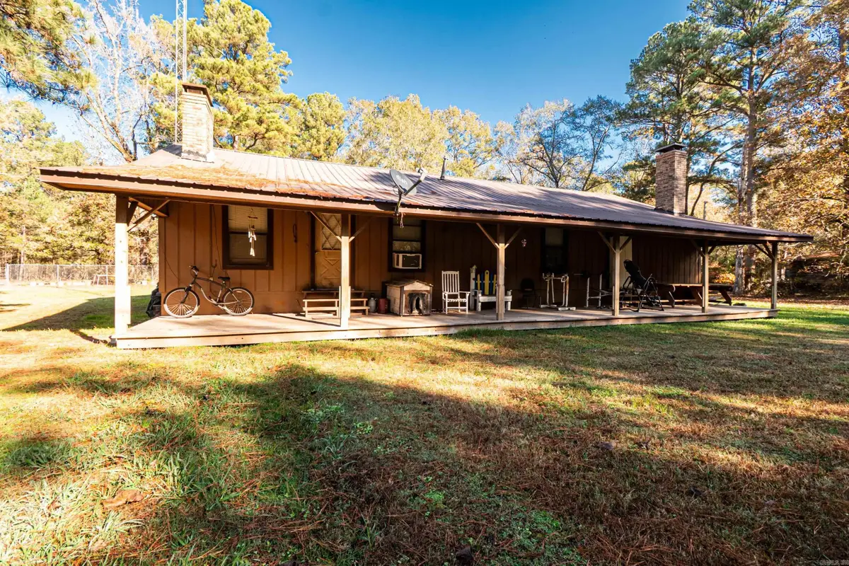 984 M Avenue, Felsenthal, AR 71747 - Image #1