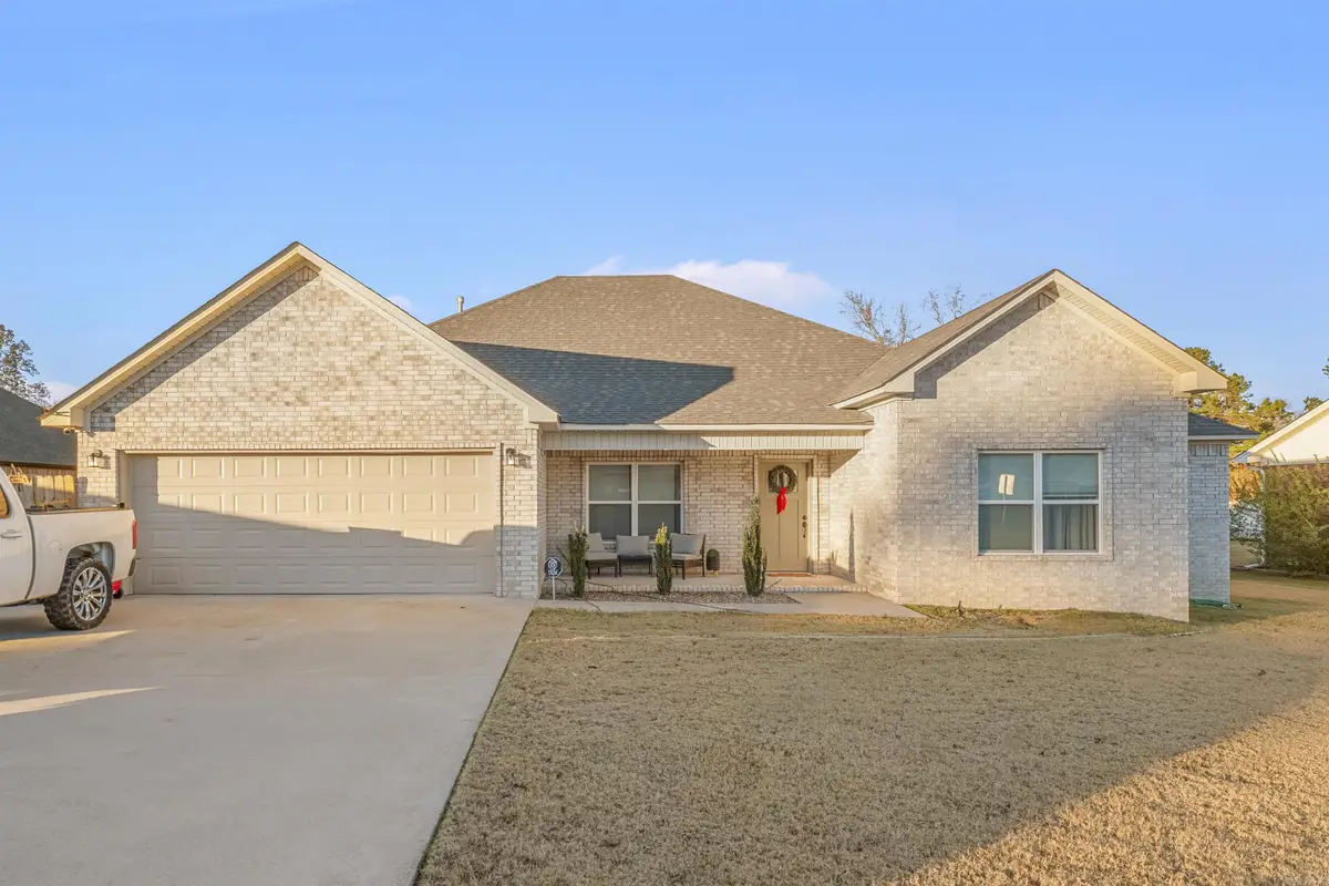 1721 Oak Shadows Drive, Sherwood, AR 72120 - #1