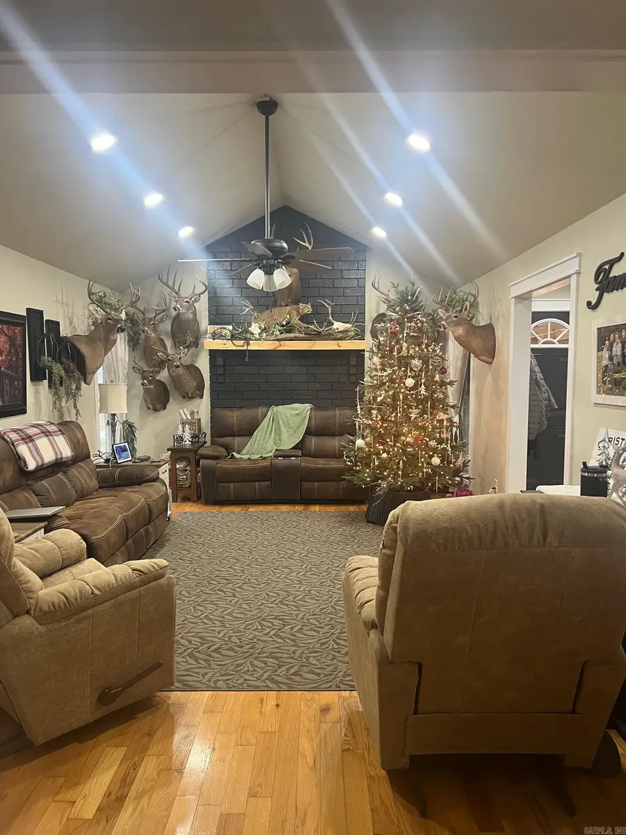 Address Withheld By Seller, Edgemont, AR 72044 - Image #3