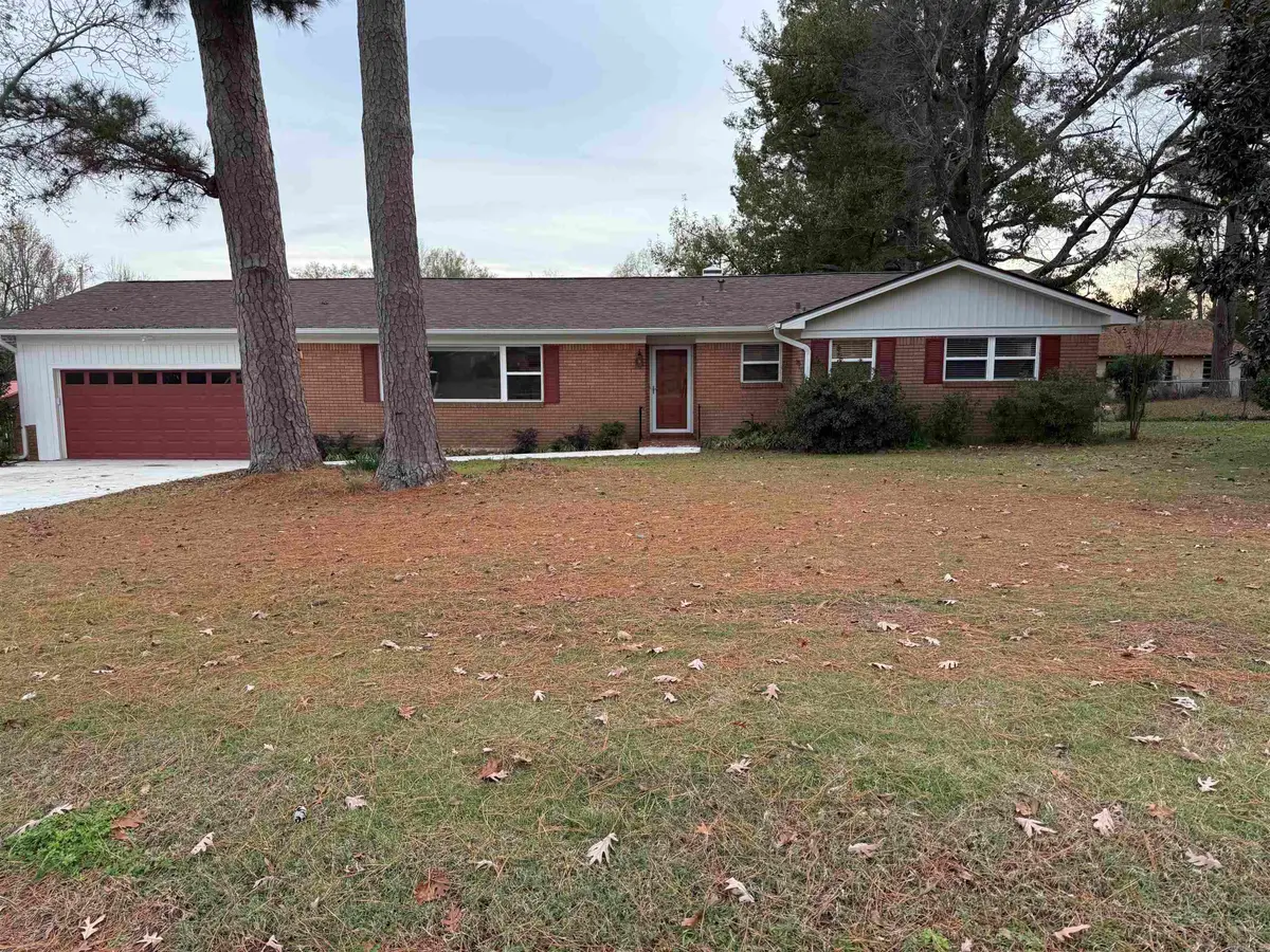 1001 W Johnson Street, Nashville, AR 71852 - Image #1