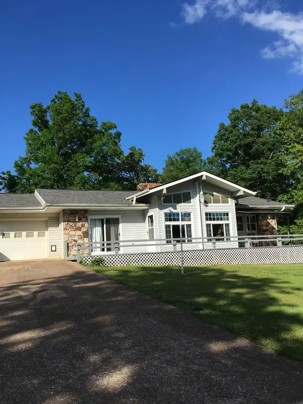 60 Flathead Drive, Cherokee Village, AR 72529