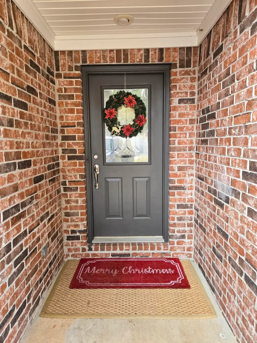 15 Mont Blanc Cove, Maumelle, AR 72113 - Image #2