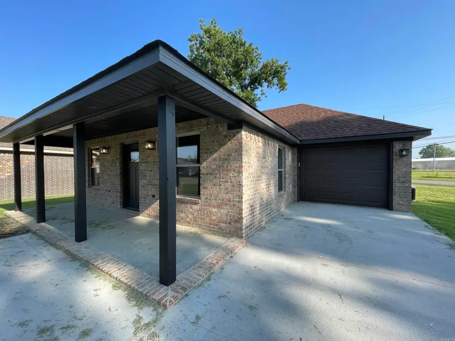 514 Maple, Trumann, AR 72472 - Image #2