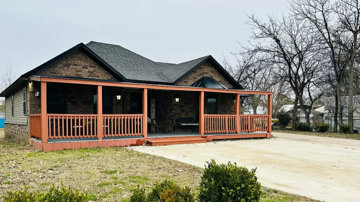 708 W Walnut, Walnut Ridge, AR 72476 - #1