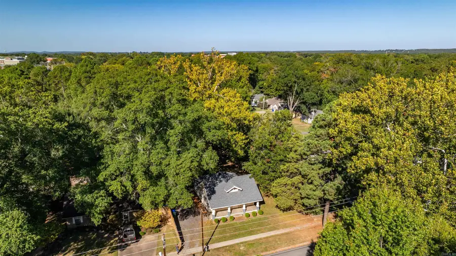 365 Davis Street, Conway, AR 72034 - Image #3