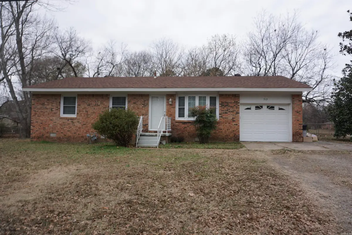 713 Jackson, Judsonia, AR 72081 - Image #1