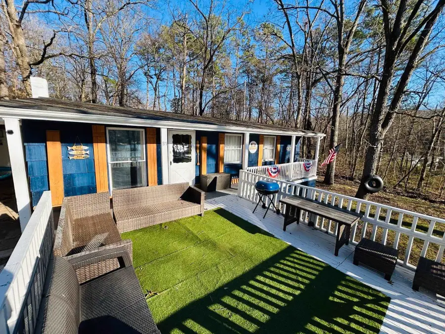 81 E Lakeshore Drive, Cherokee Village, AR 72529 - #2