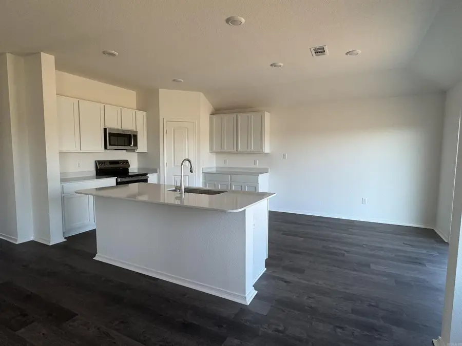 69 Farmhouse Circle, Vilonia, AR 72173 - Image #3