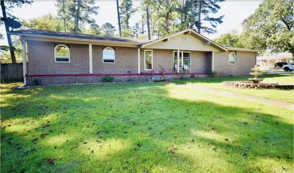 100 Foxwood Drive, Jacksonville, AR 72076