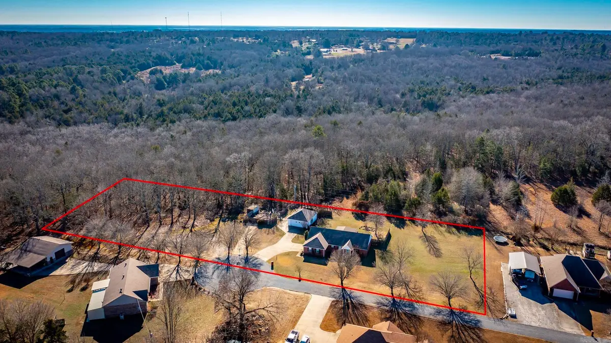 112 Selvidge Ln, Searcy, AR 72143 - Image #1