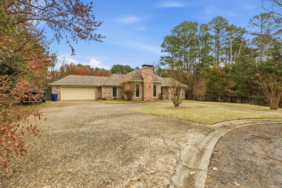 24 Winona Dr, Maumelle, AR 72113 - Image #2