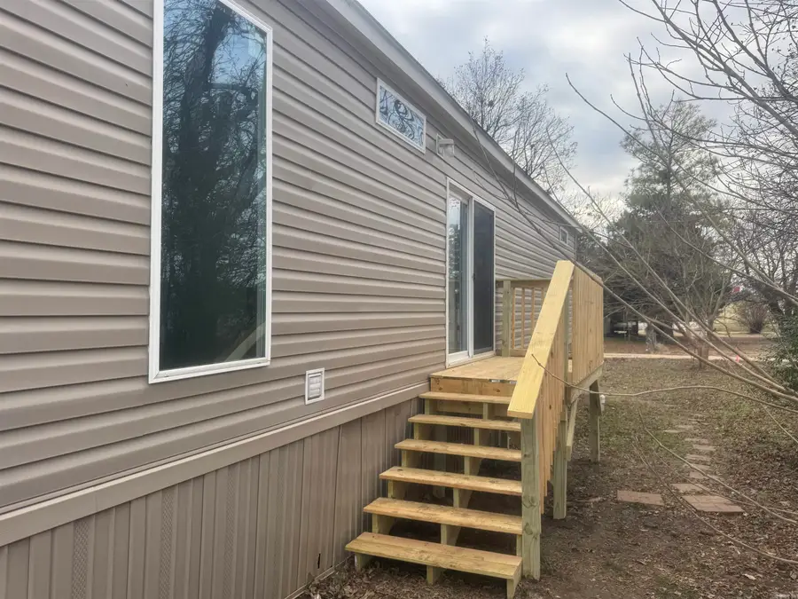 210 E Vine Street, Paragould, AR 72450 - #2