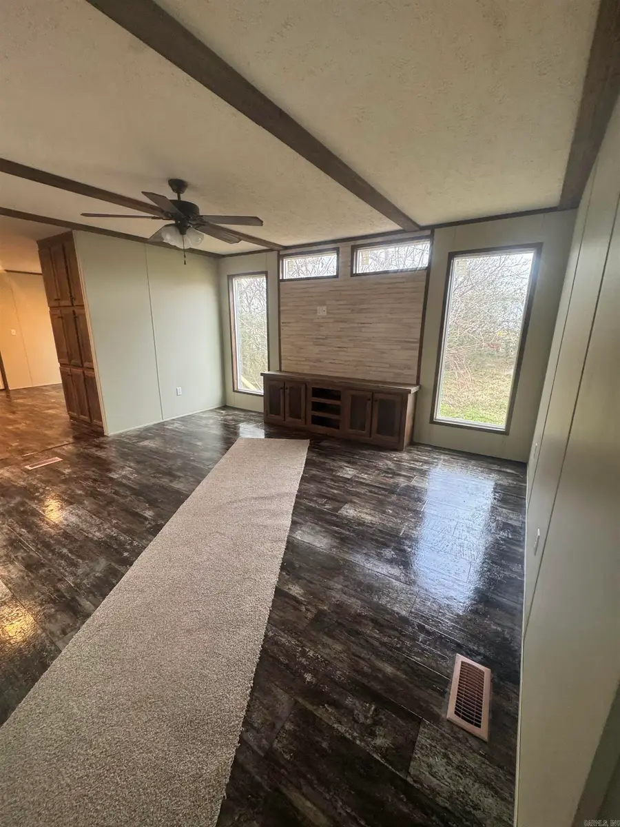 210 E Vine Street, Paragould, AR 72450 - #3