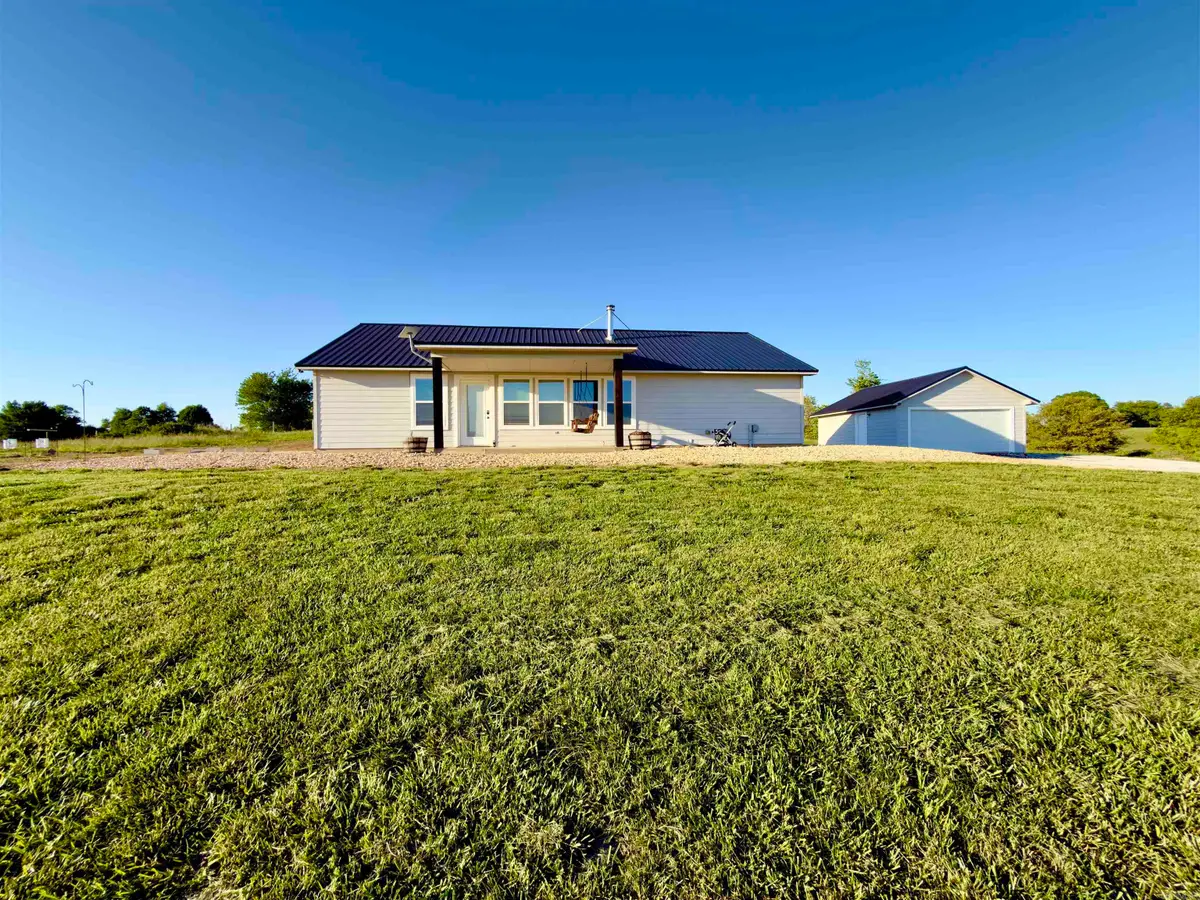 1779 Nc 1600, Compton, AR 72624 - #1
