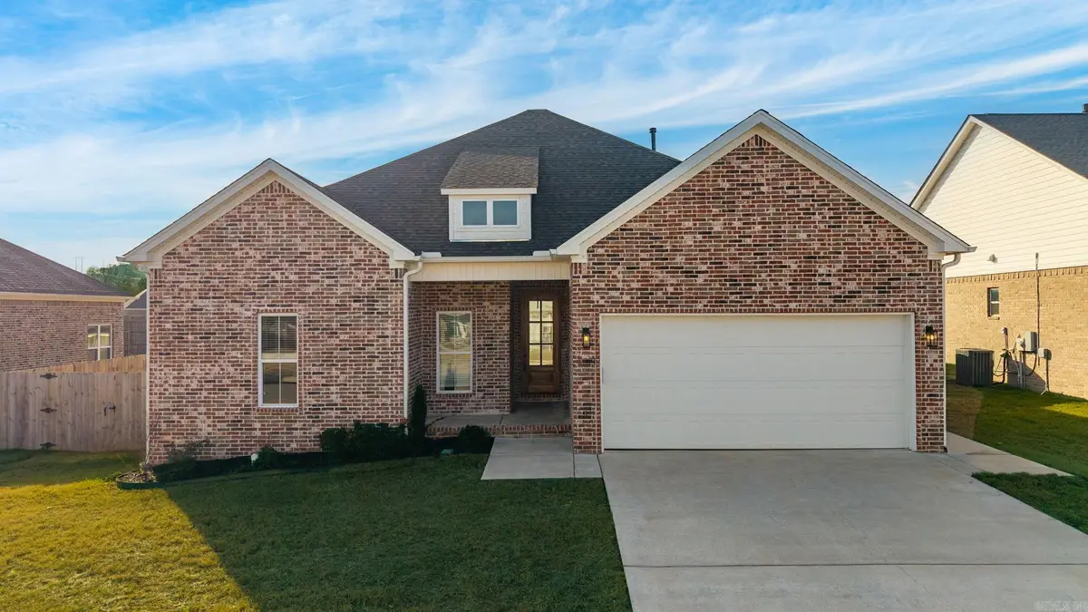 2321 Bridgegate Dr, Conway, AR 72034 - Image #1