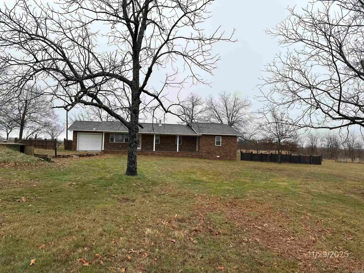 123 Nevermore Drive, Marshall, AR 72650 - Image #1