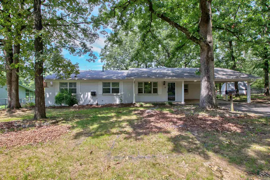 39 Sheraton Oaks Drive, Sherwood, AR 72120 - Image #2