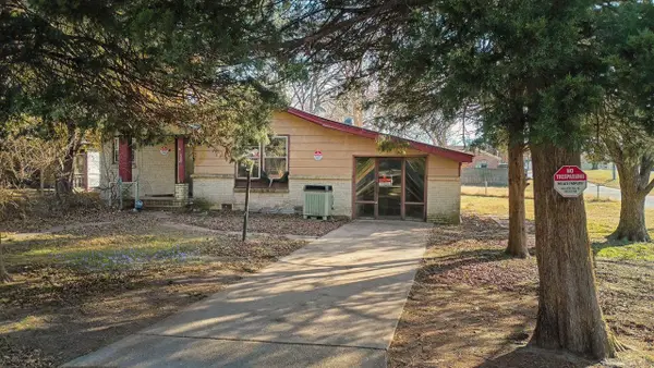 500 Mclain Street, Newport, AR 72112