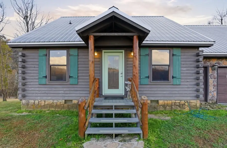 908 S Riverview Lane, Mountain View, AR 72560 - Image #2