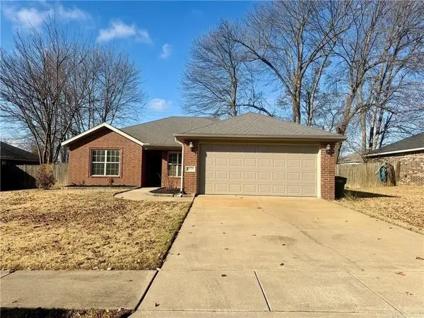 2629 N. Indian Oaks Drive, Fayetteville, AR 72704
