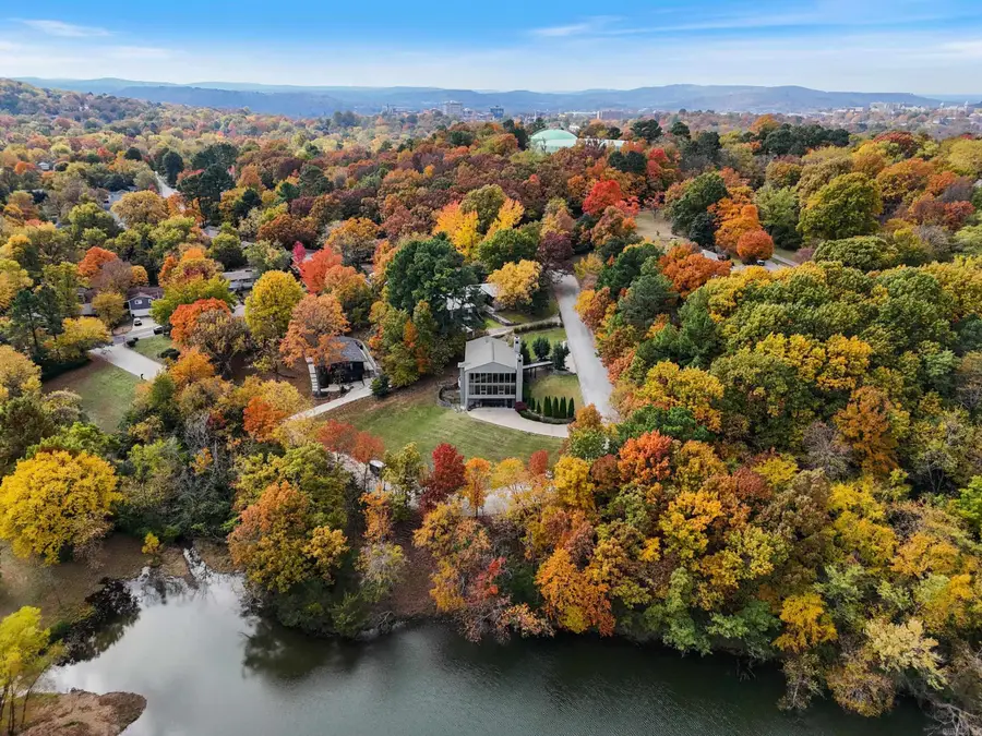 1140 E Lakefront Drive, Fayetteville, AR 72703 - Image #3