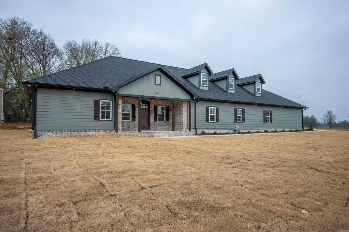 1867 Locust Grove Rd, Batesville, AR 72501 - Image #1