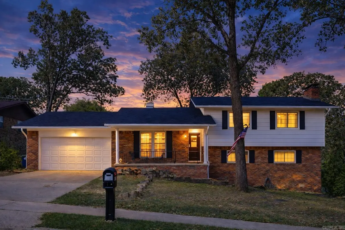 4105 Dunkeld Dr, North Little Rock, AR 72116 - #1