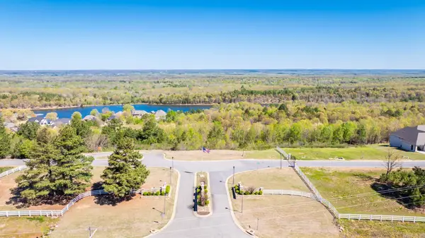 1 Four Mile Hill, Vilonia, AR 72173