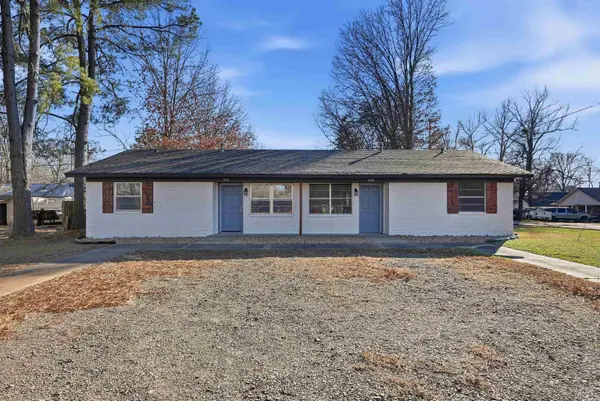 902 E 11th Street, Russellville, AR 72801