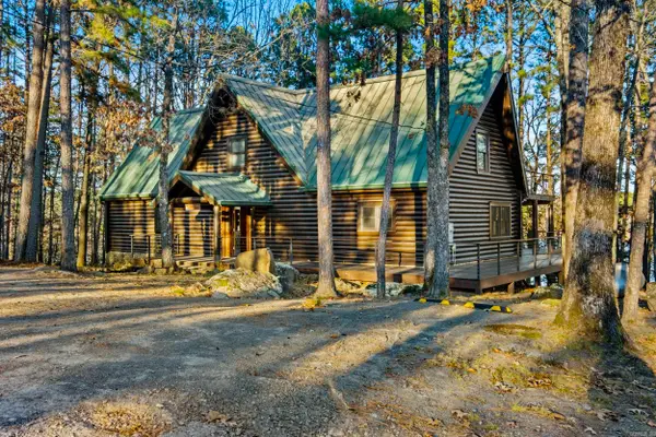 35 Sunshine Point, Greers Ferry, AR 72067