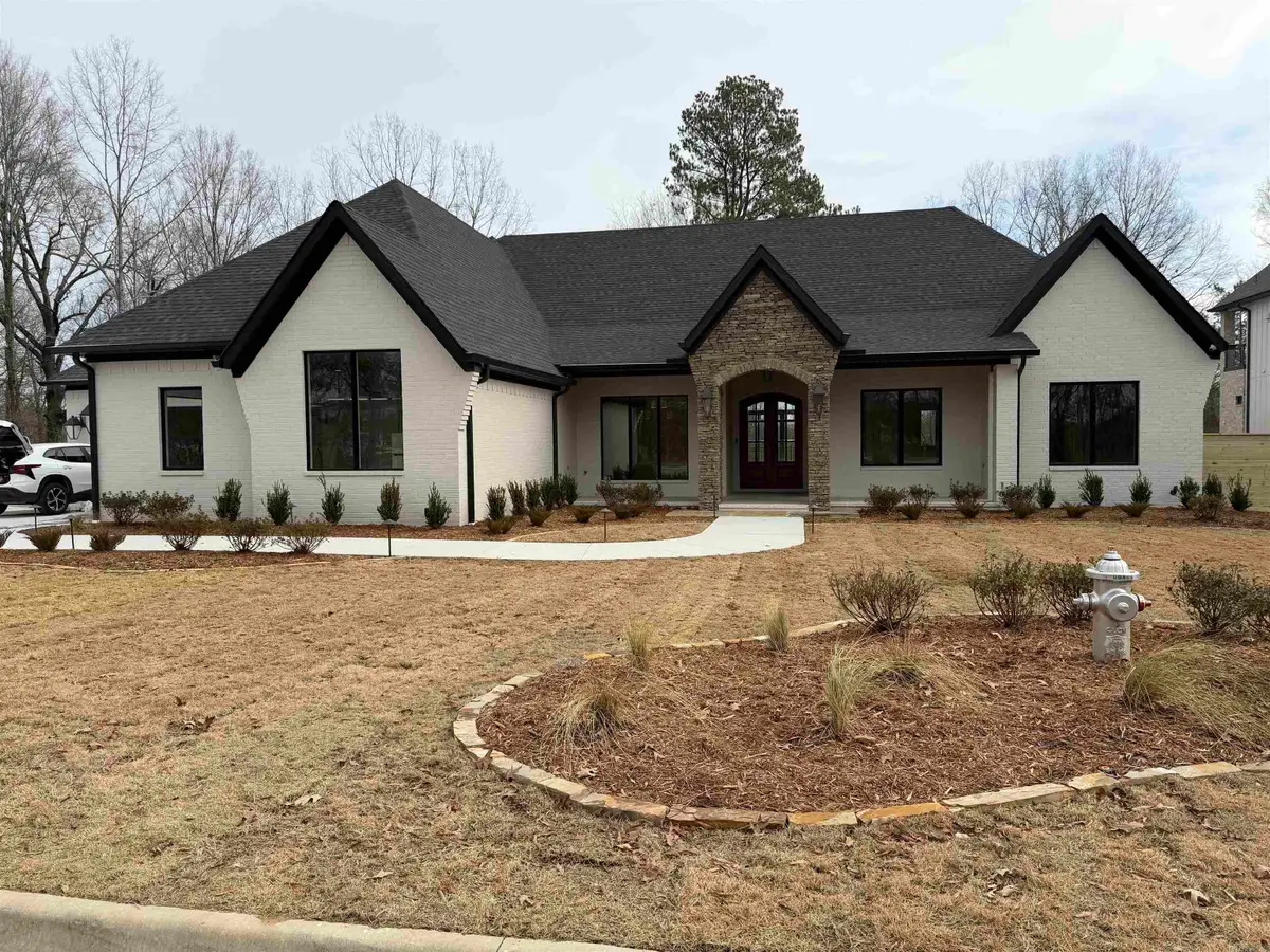 207 Shagbark Trail, Maumelle, AR 72113 - Image #1