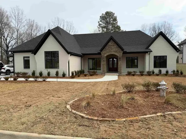 207 Shagbark Trail, Maumelle, AR 72113