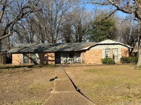 203 Cottonwood Drive, England, AR 72046