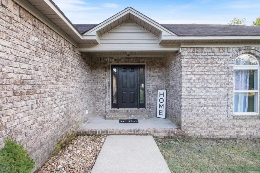 141 Fuscata Loop, Lonoke, AR 72086 - Image #2