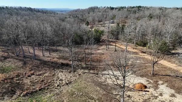 Peace Valley Rd, Melbourne, AR 72556