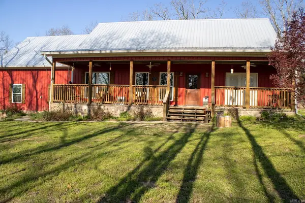 318 Wayne Walker Road, Romance, AR 72136