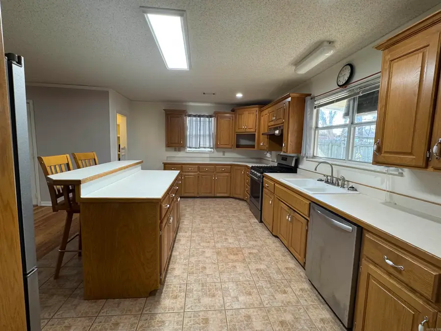 1414 Roosevelt, Malvern, AR 72104 - Image #3