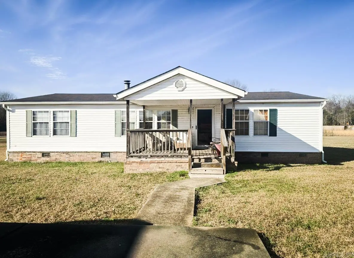 37 Edgewater Drive, Conway, AR 72032 - Image #1