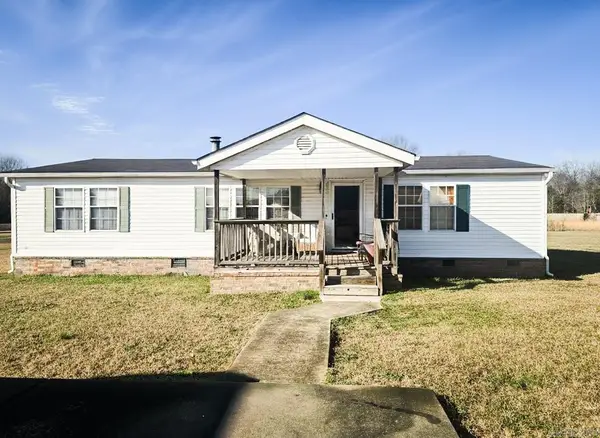 37 Edgewater Drive, Conway, AR 72032